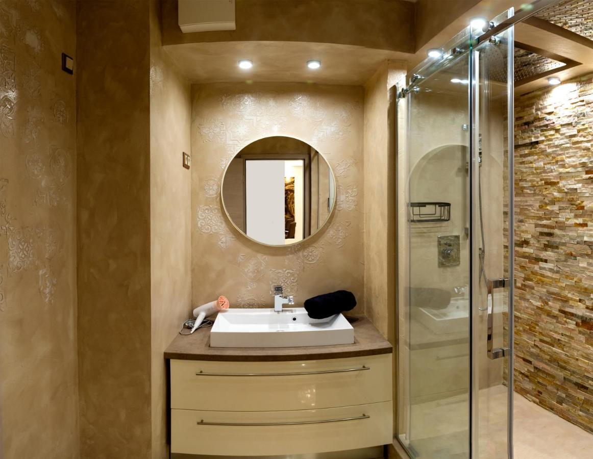 Dream Apartman 2 With Free Parking Győr Esterno foto